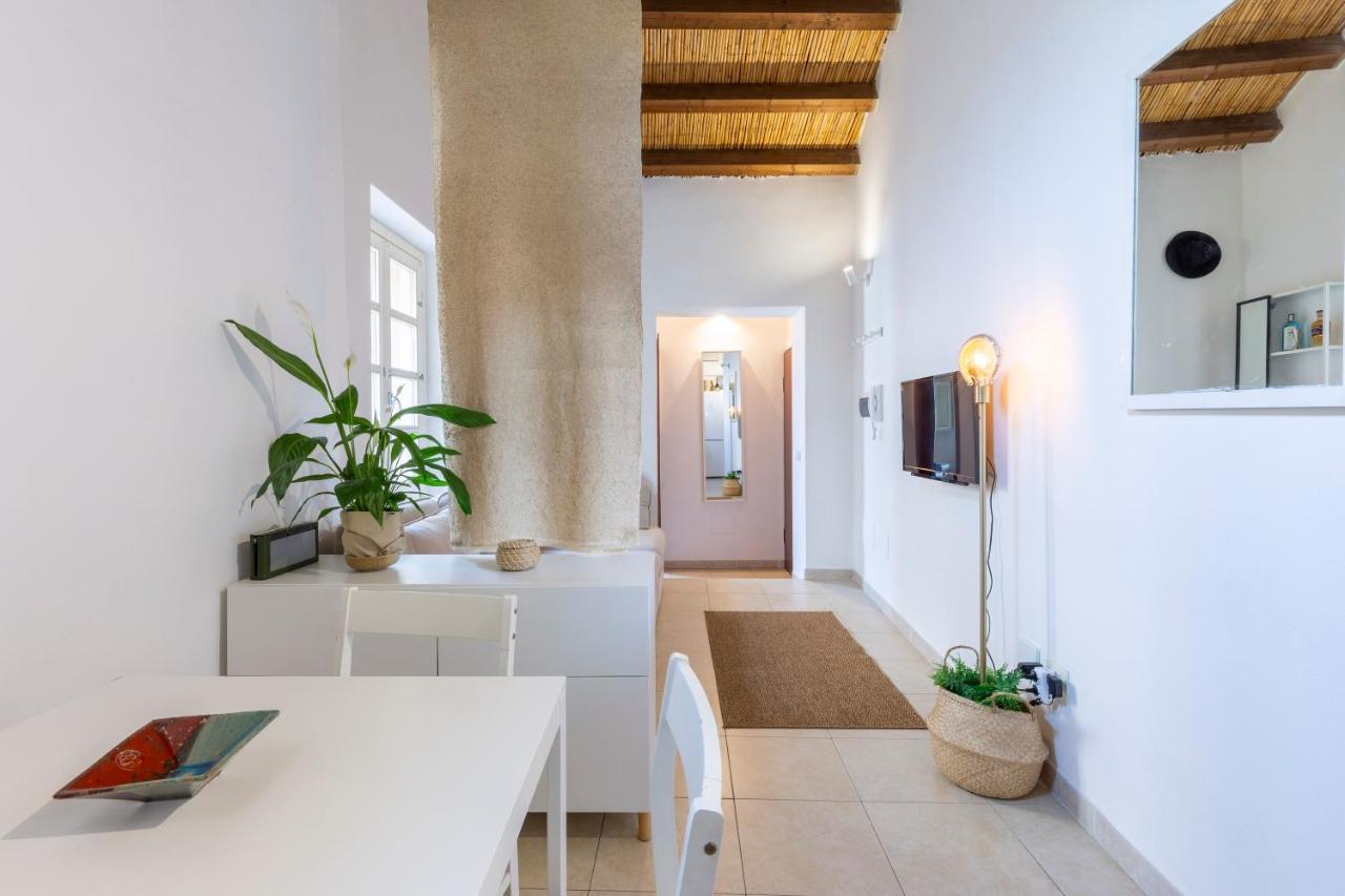 Castello Attic Sunset Terrace Apartment Каляри Екстериор снимка