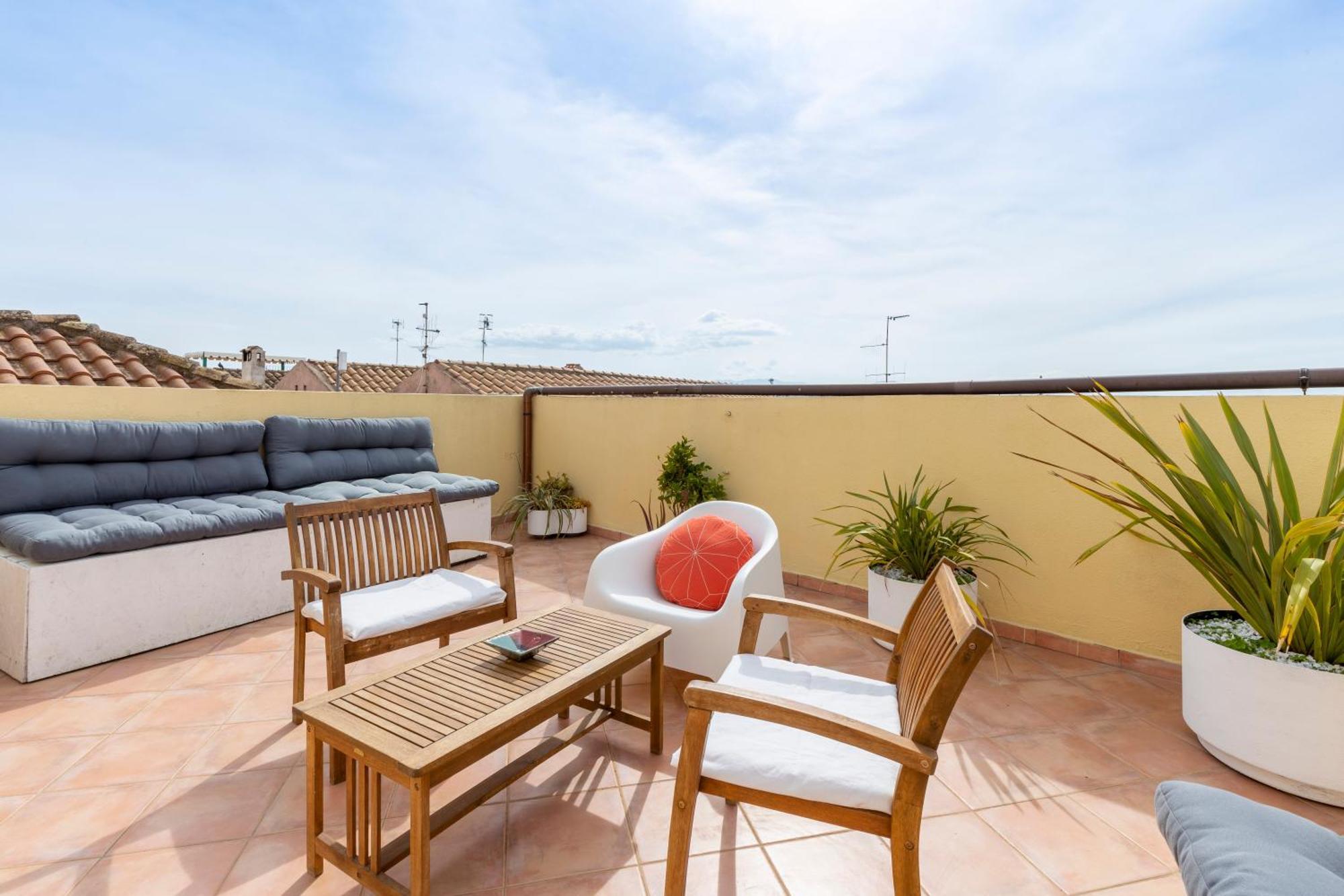 Castello Attic Sunset Terrace Apartment Каляри Екстериор снимка
